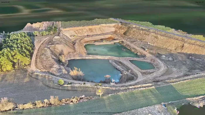 Drohnen-Volumenberechnung einer Sandgrube per Photogrammetrie – 3D-Texturmodell mit DJI Matrice 4T